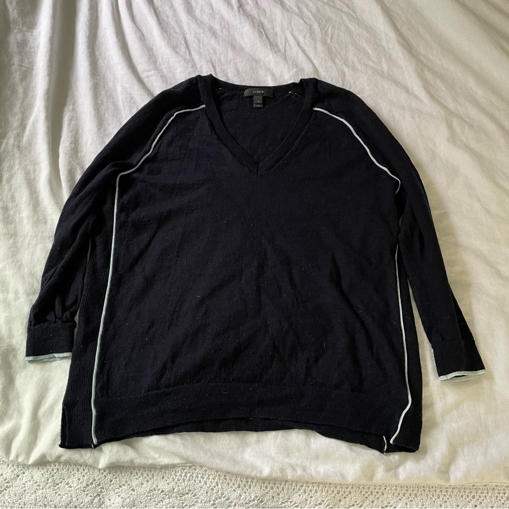J.Crew SMALL 100% Merino Wool sweater with blue piping V neck